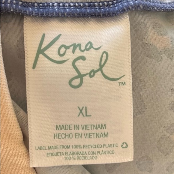 Kona Sol Navy Leopard Print Swim Tankini Top Size XL Plunge V-Neck - Picture 4 of 6